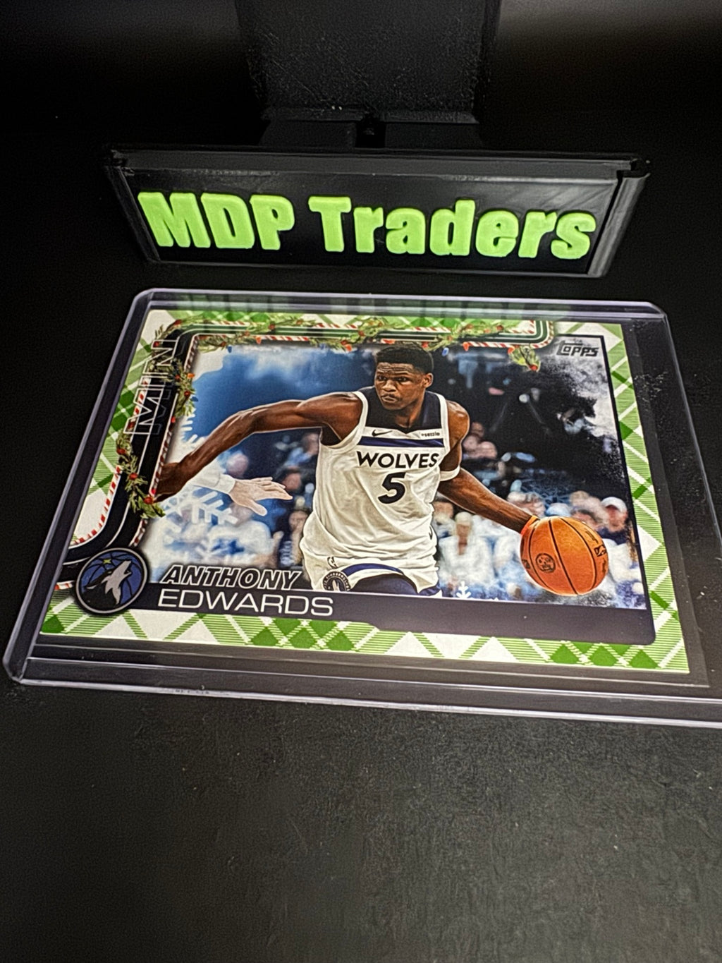 2025-26 Topps Holiday Anthony Edwards H84 front