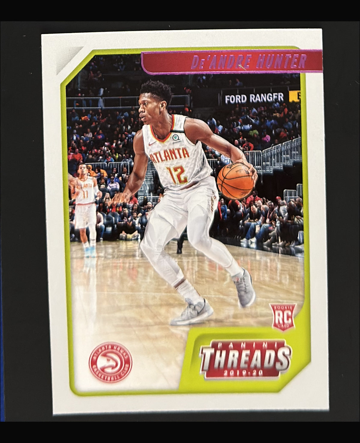 2019-20 Panini Chronicles Threads Pink De'Andre Hunter RC #94 - front