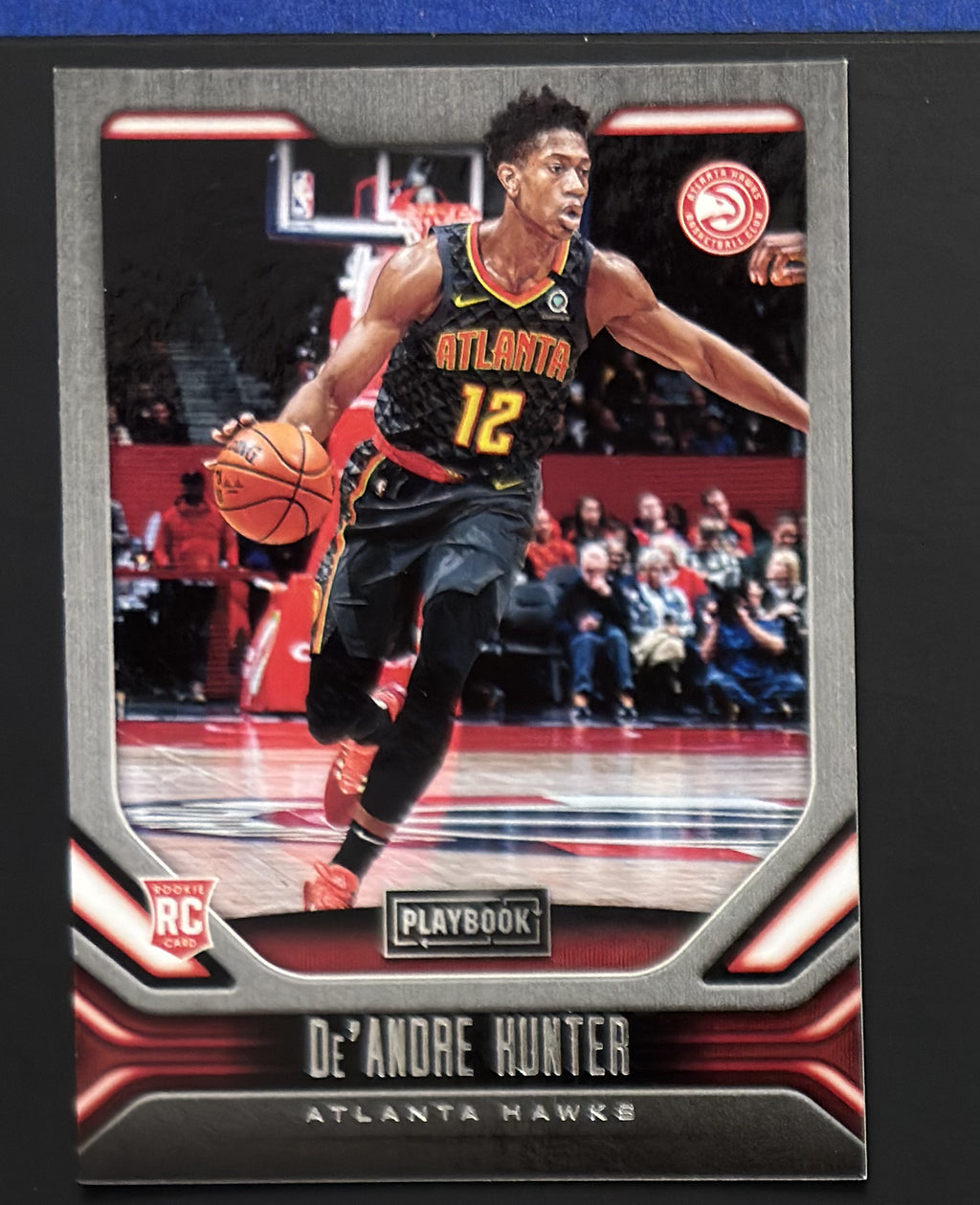 2019-20 Panini Chronicles Playbook De'Andre Hunter RC #182 - front