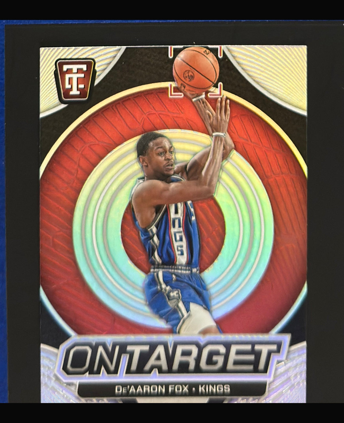 2024-25 Panini Totally Certified On Target Mirror De'Aaron Fox #8 — front