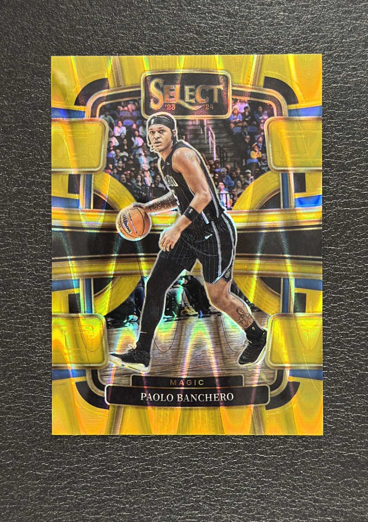 2023-24 Panini Select Paolo Banchero Concourse Gold Tectonic Prizm #31 07/10 - front