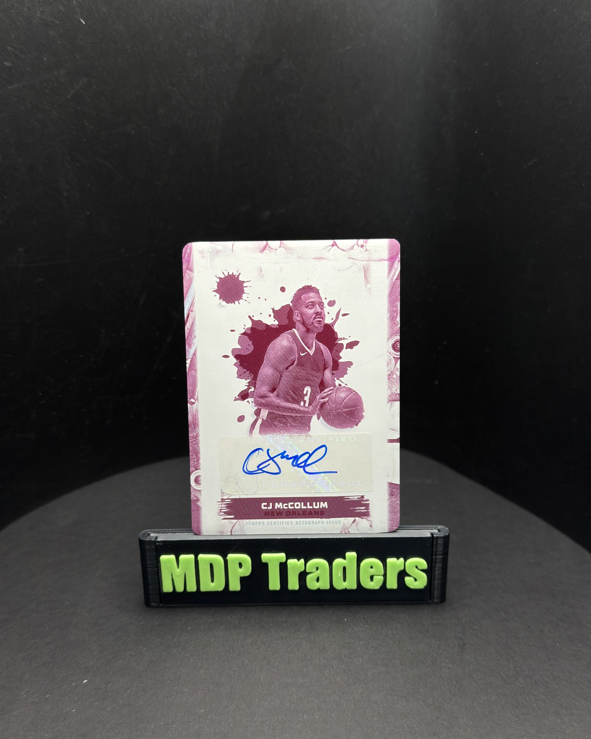 2023-24 Topps Motif CJ McCollum Motif Endorsements Magenta Printing Plate Auto #ME-CJM 1/1 - display front