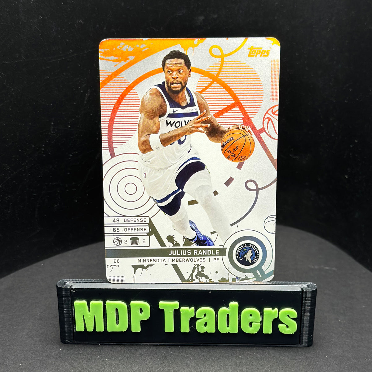 2025-26 Topps Match Attax Julius Randle #66 White Base — front display view