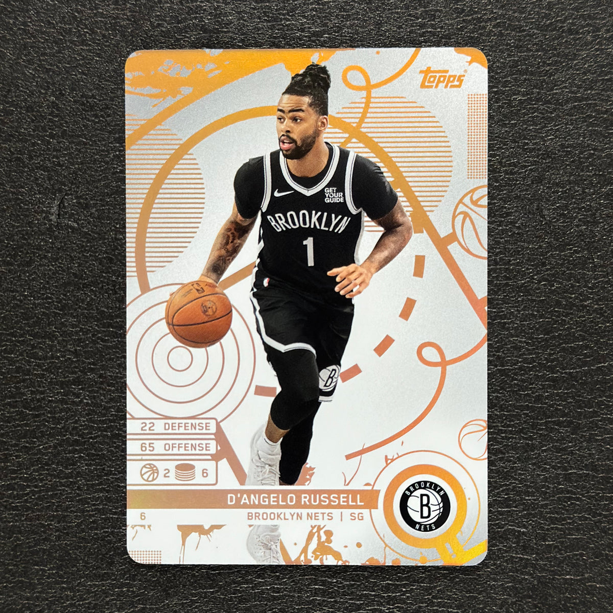2025-26 Topps Match Attax NBA D'Angelo Russell #6 White Base – exact card, flat front