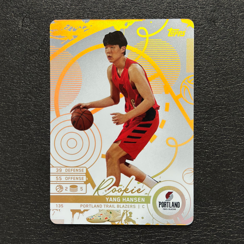 2025-26 Topps Match Attax Yang Hansen #135 White Base - front, flat view