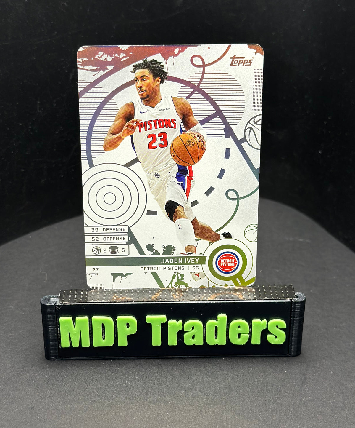 2025-26 Topps Match Attax Jaden Ivey #27 White Base — stand front