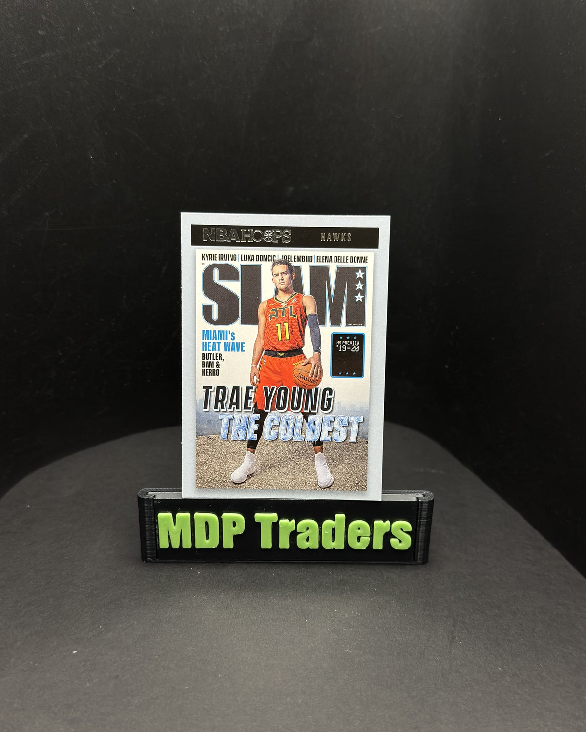 2020-21 Panini NBA Hoops Trae Young SLAM #6 - display front
