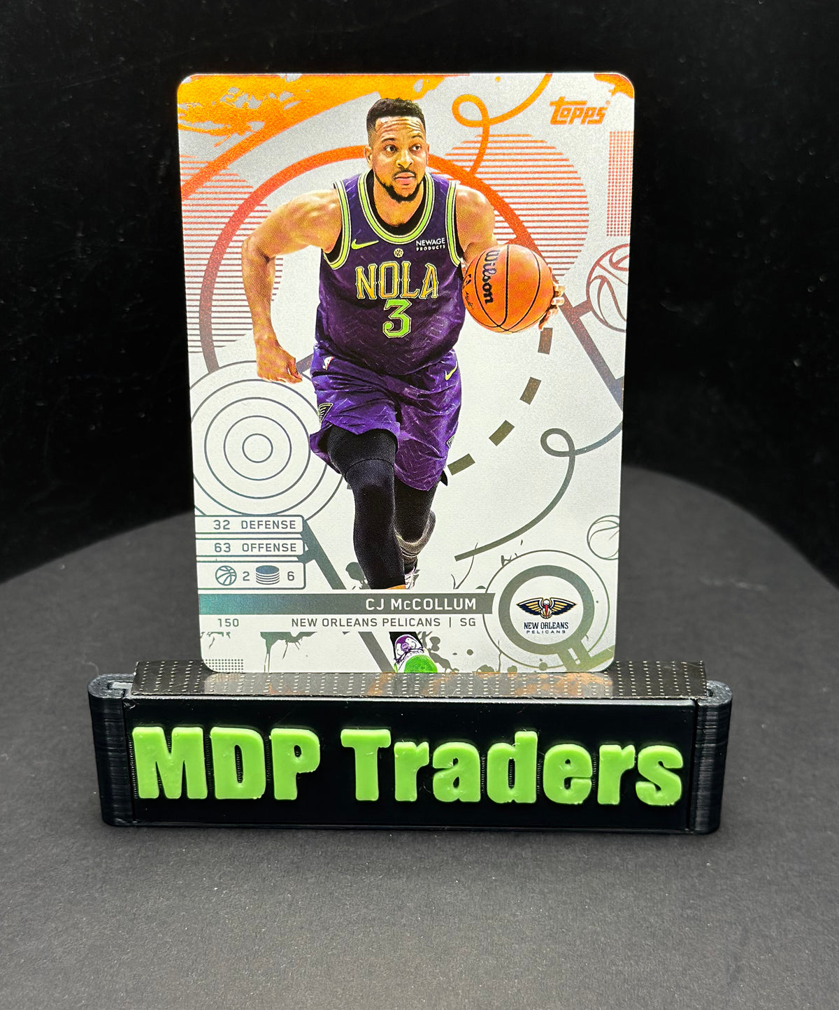 2025-26 Topps Match Attax CJ McCollum #150 White Base — stand front