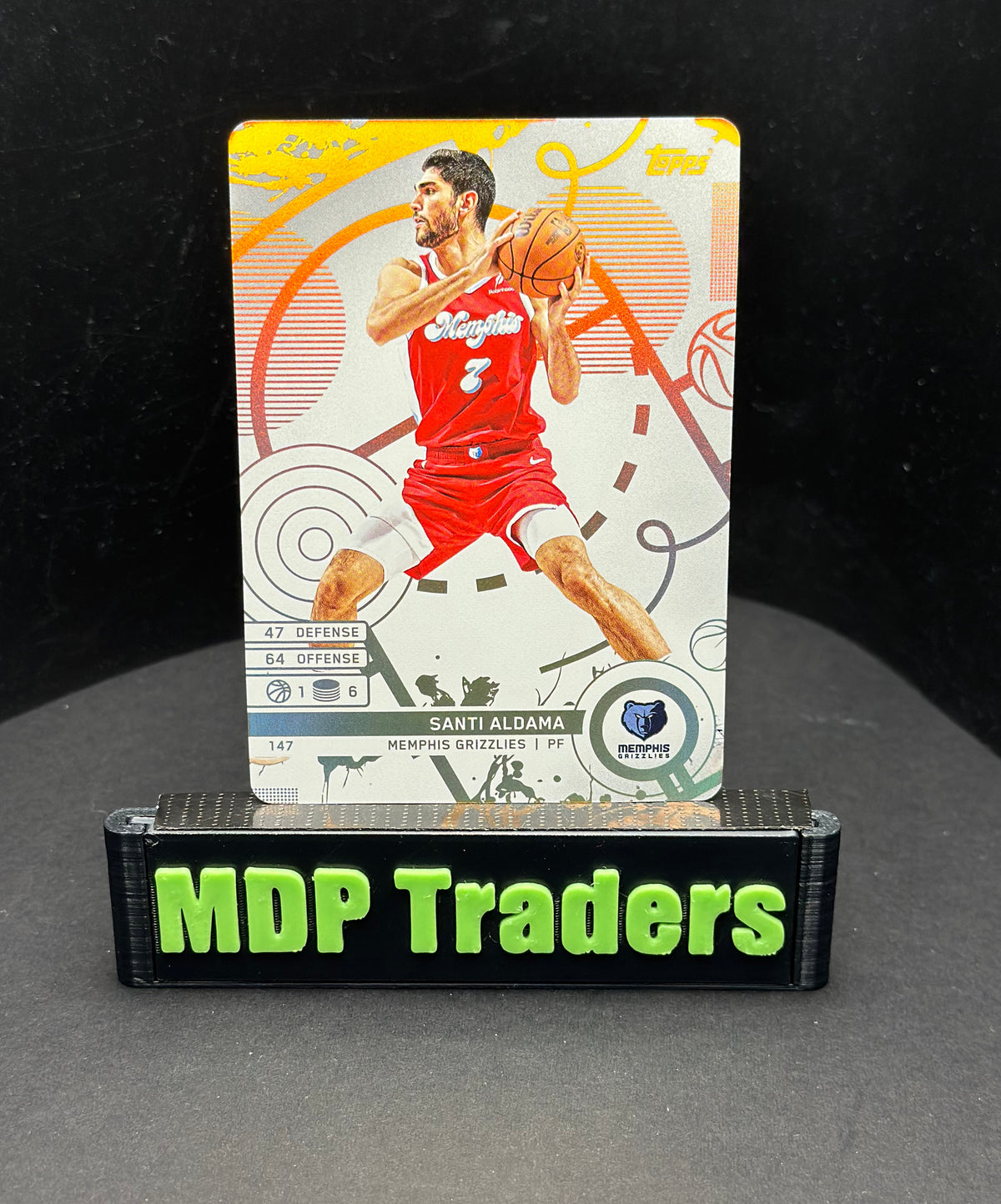 2025-26 Topps Match Attax Santi Aldama #147 White Base — stand front
