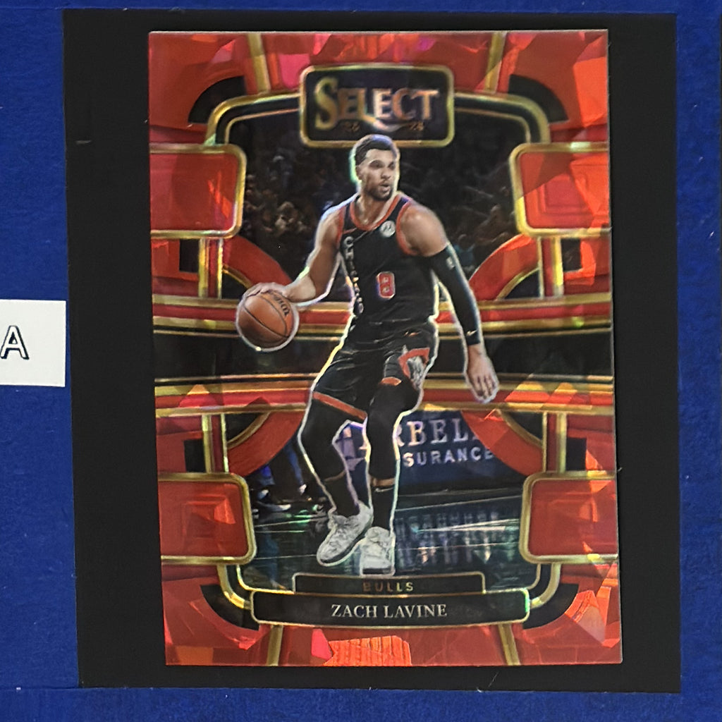2023-24 Panini Select Concourse Red Cracked Ice Zach LaVine #16 — front view