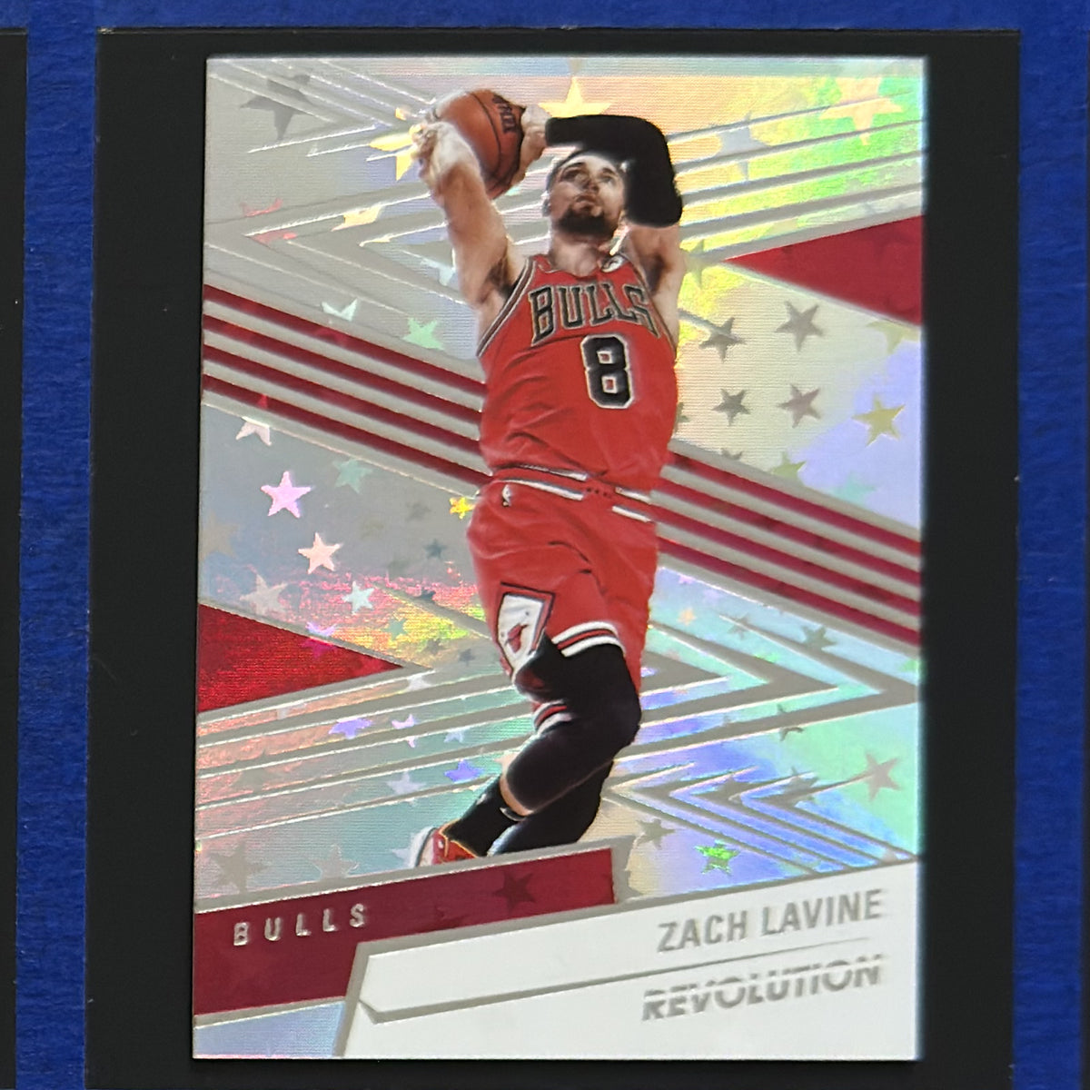 2024-25 Panini Revolution Astro Zach LaVine #81 — front view