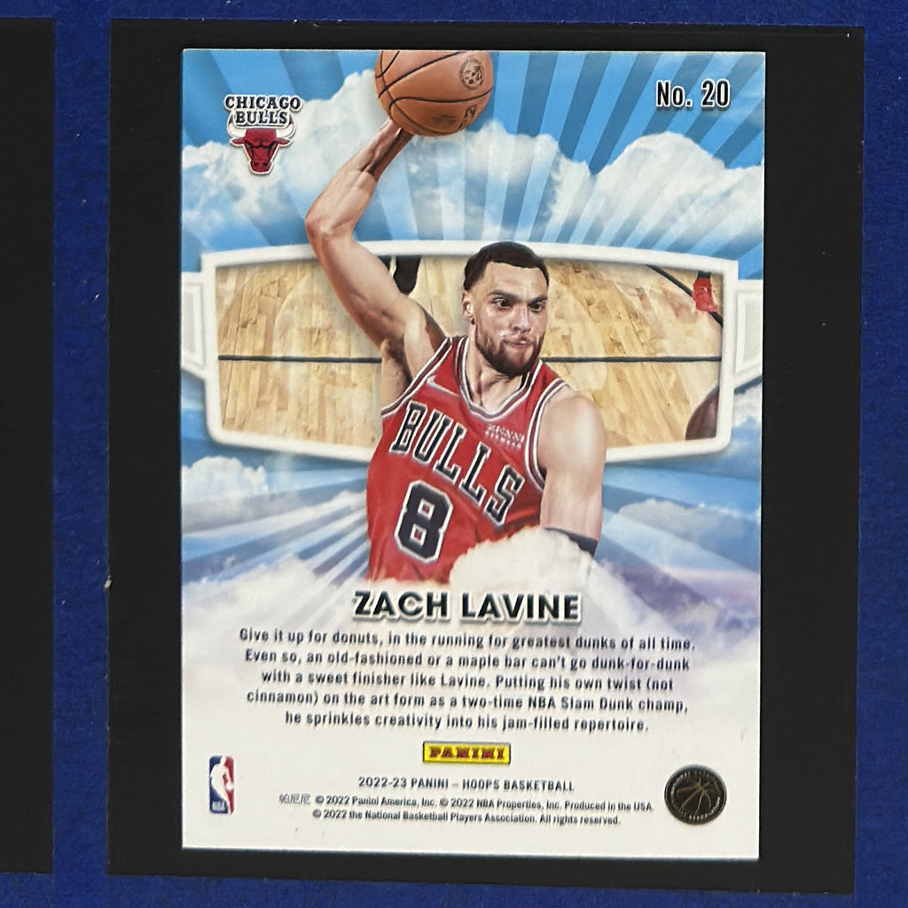 2022-23 Panini NBA Hoops Skyview Zach LaVine #20 — back view