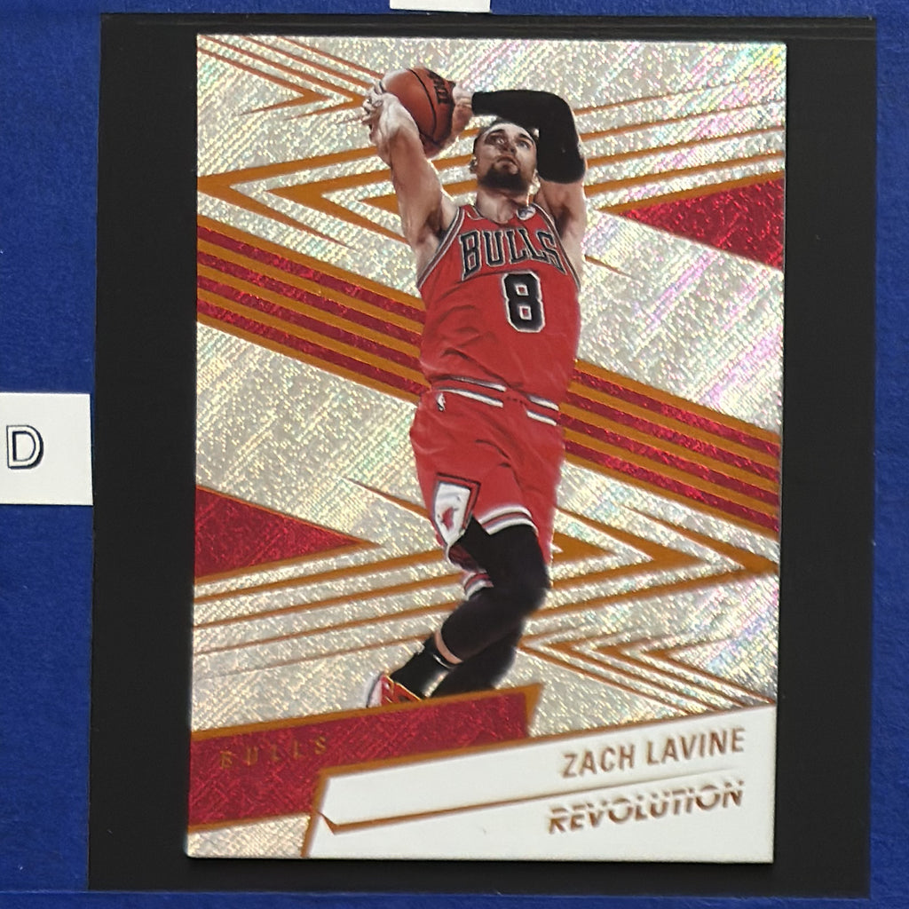 2024-25 Panini Revolution Zach LaVine #81 — front view
