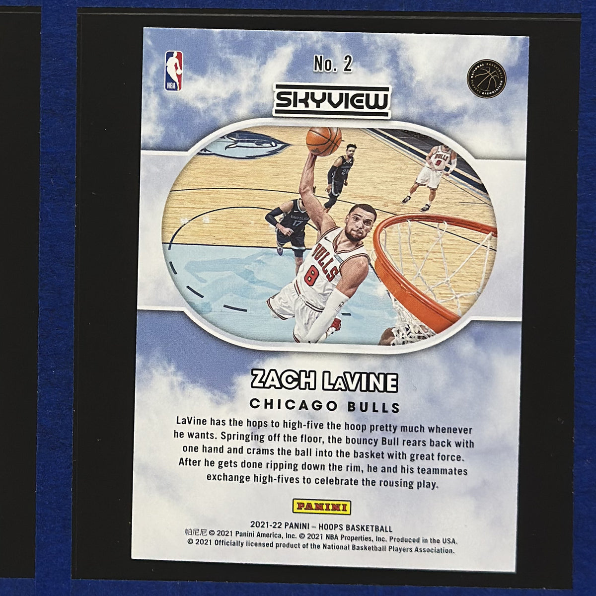 2021-22 Panini NBA Hoops Skyview Zach LaVine #2 — back view