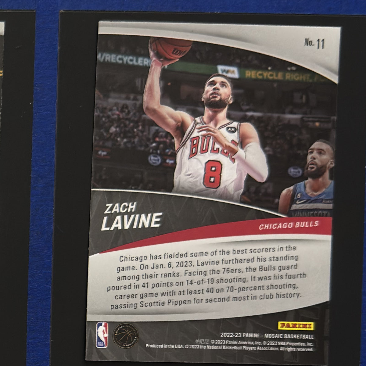 2022-23 Panini Mosaic Elevate Zach LaVine #11 — back view