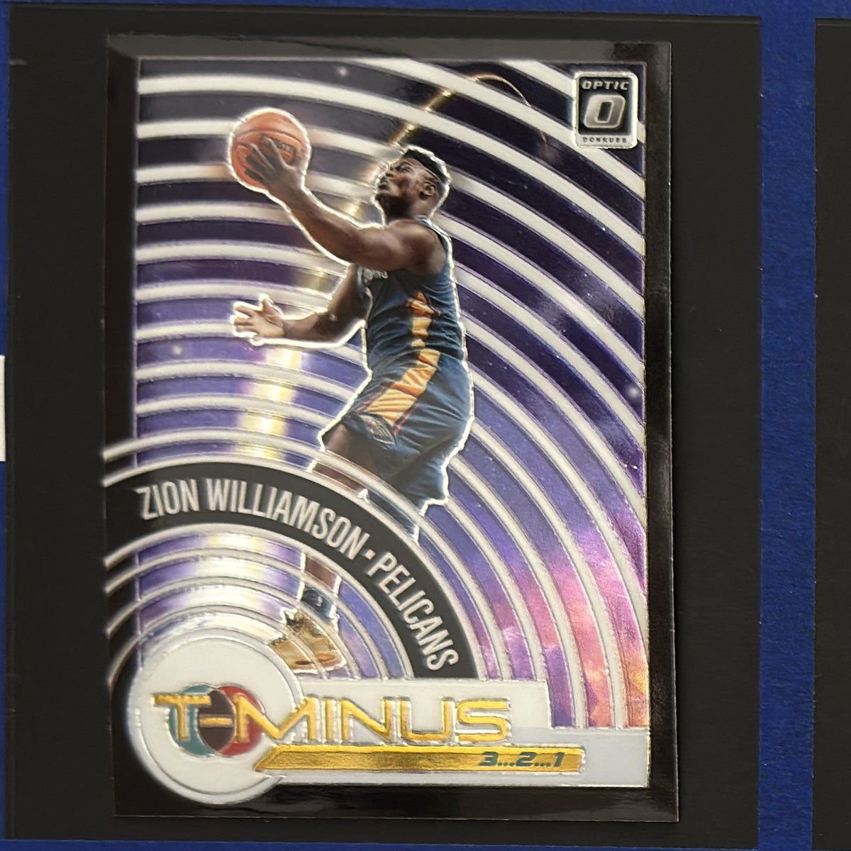 2020-21 Panini Donruss Optic T-Minus 3...2...1 Zion Williamson #8 — front view
