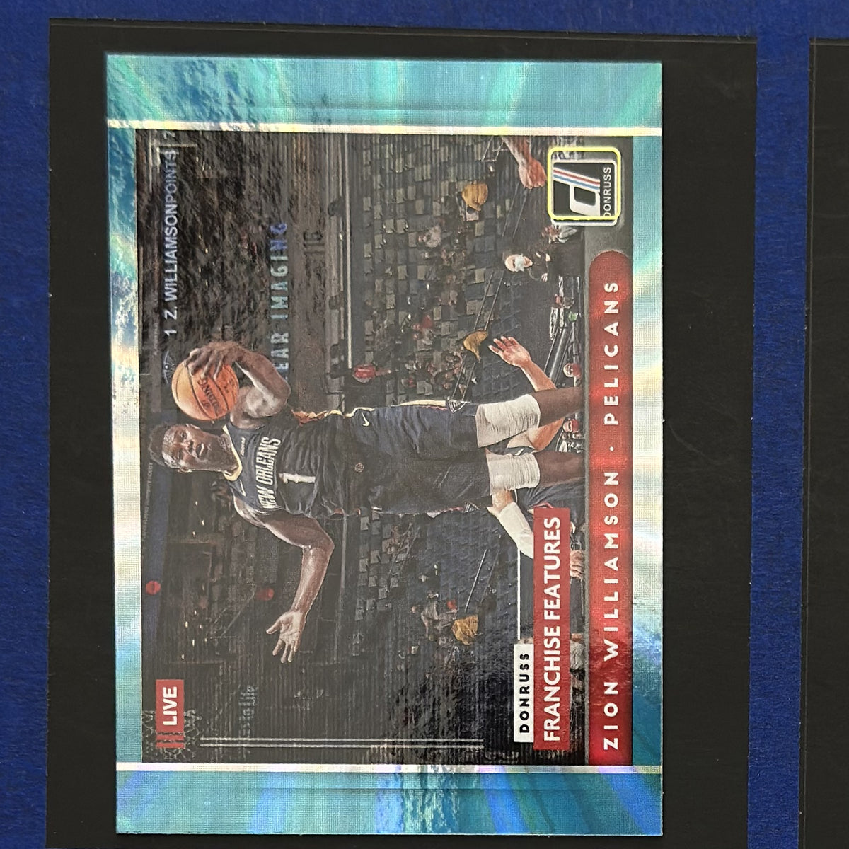 2021-22 Panini Donruss Franchise Features Holo Teal Laser Zion Williamson #22 — front view