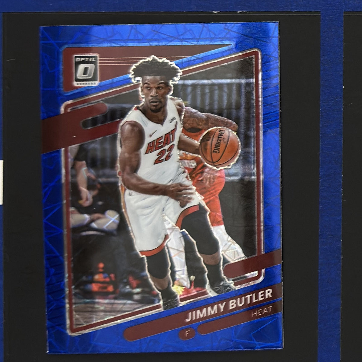 2021-22 Panini Donruss Optic Blue Velocity Prizm Jimmy Butler #8 — front view