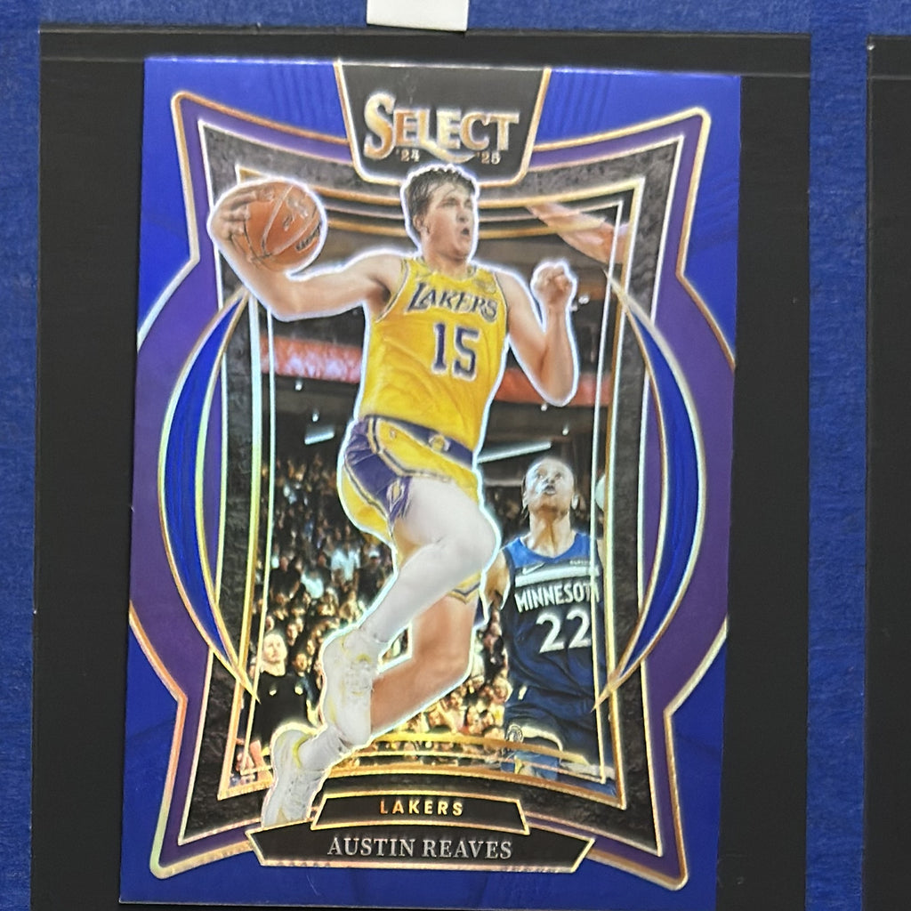 2024-25 Panini Select Concourse Blue Prizm Austin Reaves #40 — front view