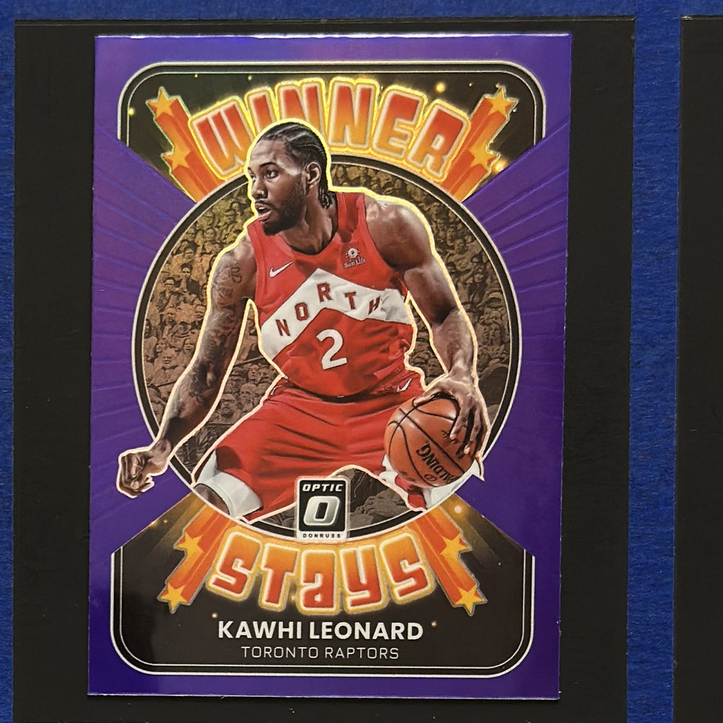 2021-22 Panini Donruss Optic Winner Stays Purple Prizm Kawhi Leonard #18 — front view