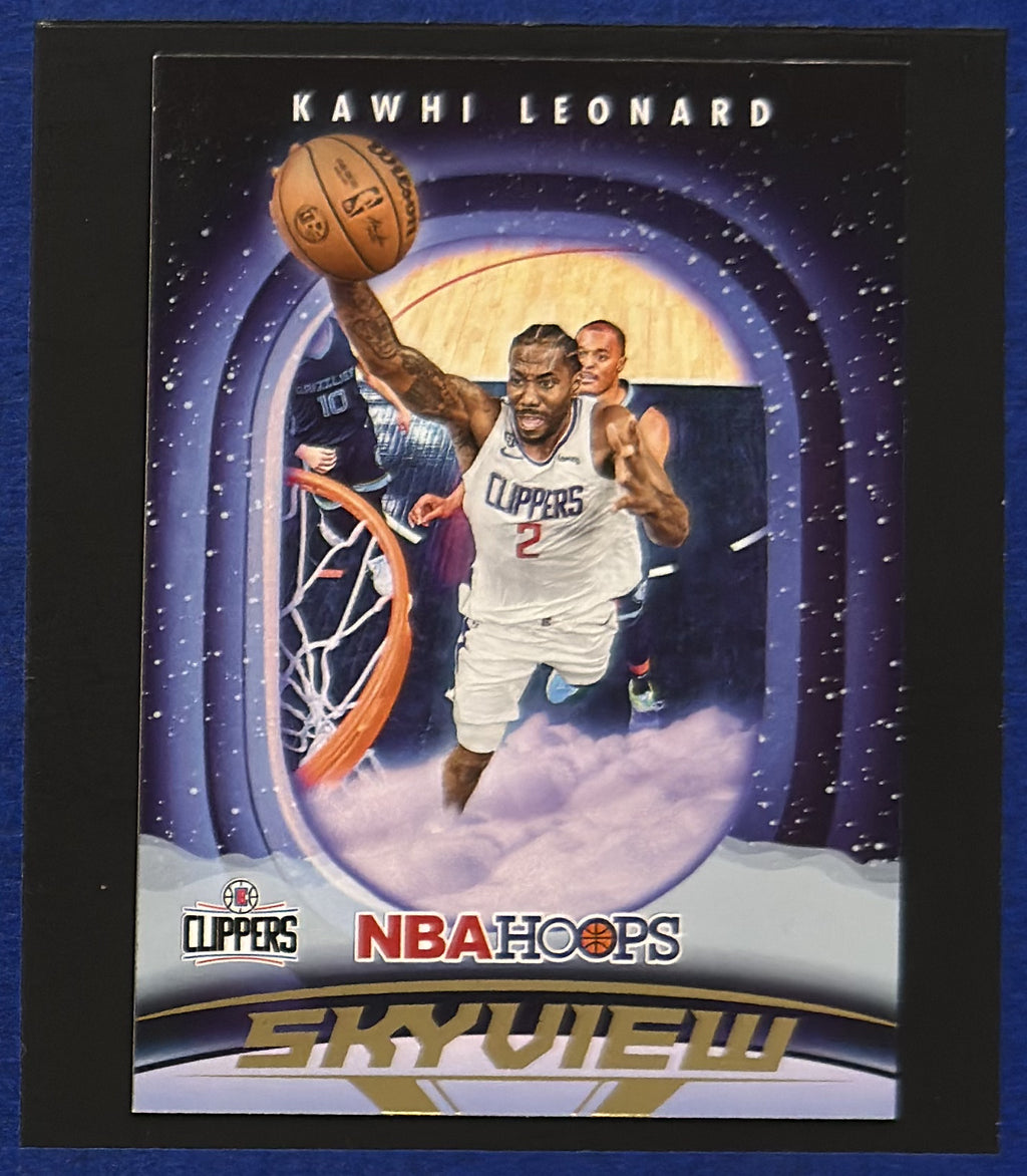 2023-24 Panini NBA Hoops Skyview Winter Kawhi Leonard #8 — front view